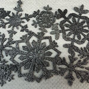 Felt and glitter table runner. No tags but never used.